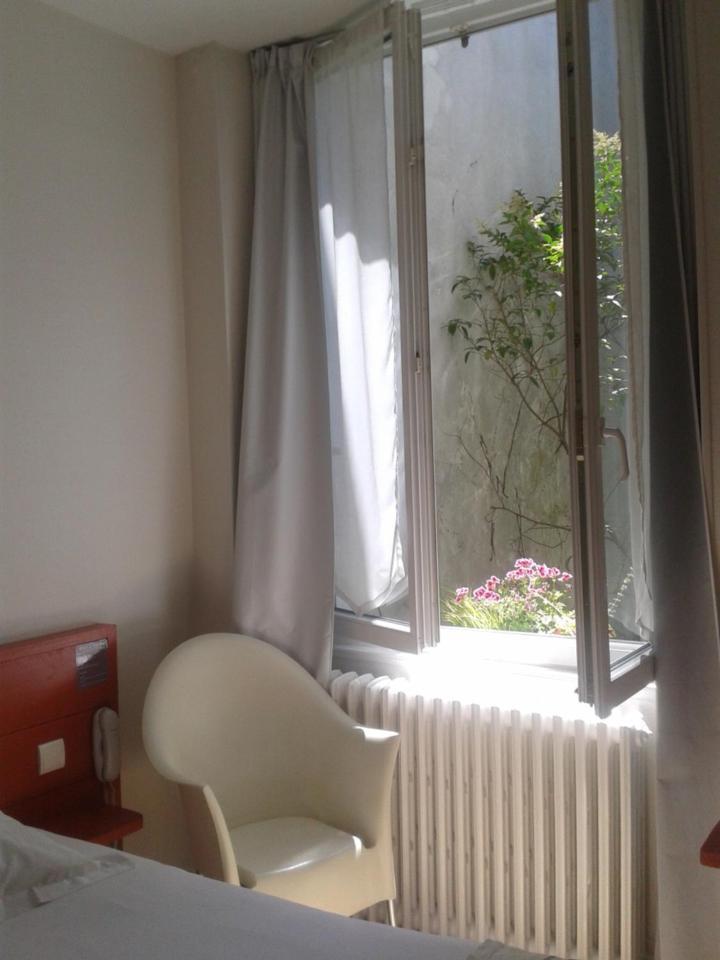 Hotel La Marine, Vieux Port Ла-Рошель Экстерьер фото